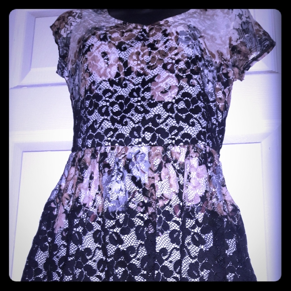 LACE size 6 dress by TOPSHOP